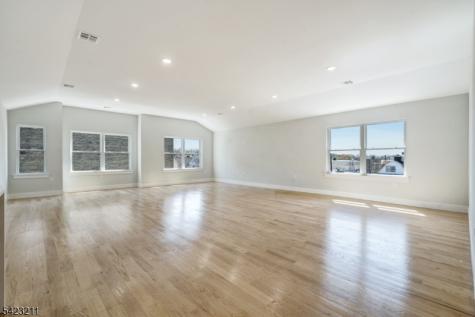 25 Brookside Avenue Irvington NJ 07111