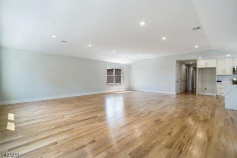 25 Brookside Avenue Irvington NJ 07111