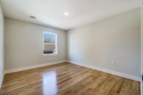 25 Brookside Avenue Irvington NJ 07111