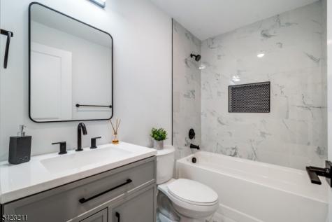 25 Brookside Avenue Irvington NJ 07111