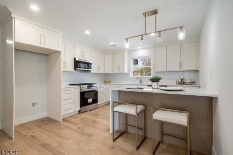 25 Brookside Avenue Irvington NJ 07111