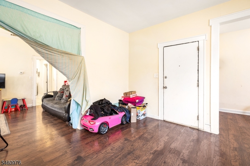 270 Goldsmith Avenue Newark NJ 07112