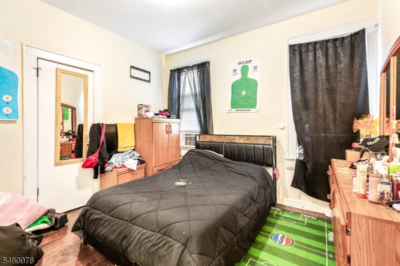 270 Goldsmith Avenue Newark NJ 07112