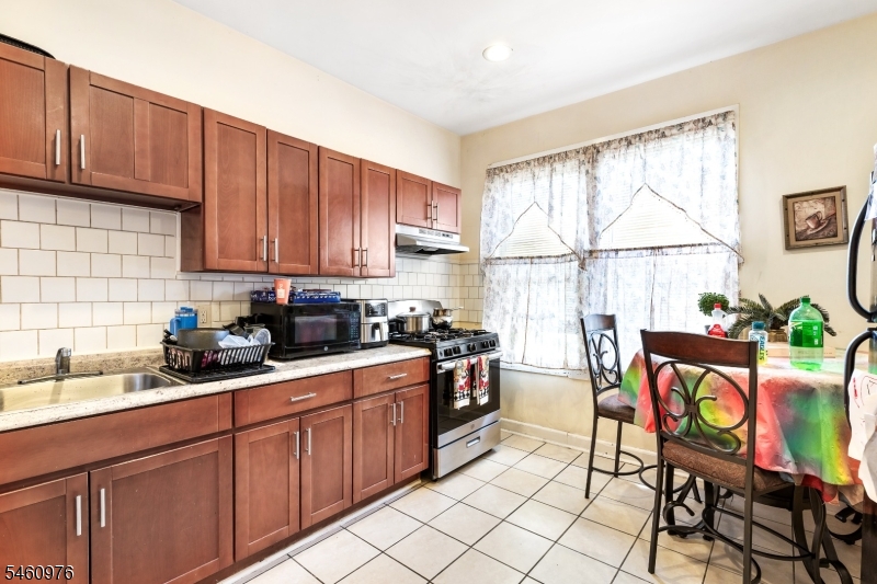 270 Goldsmith Avenue Newark NJ 07112