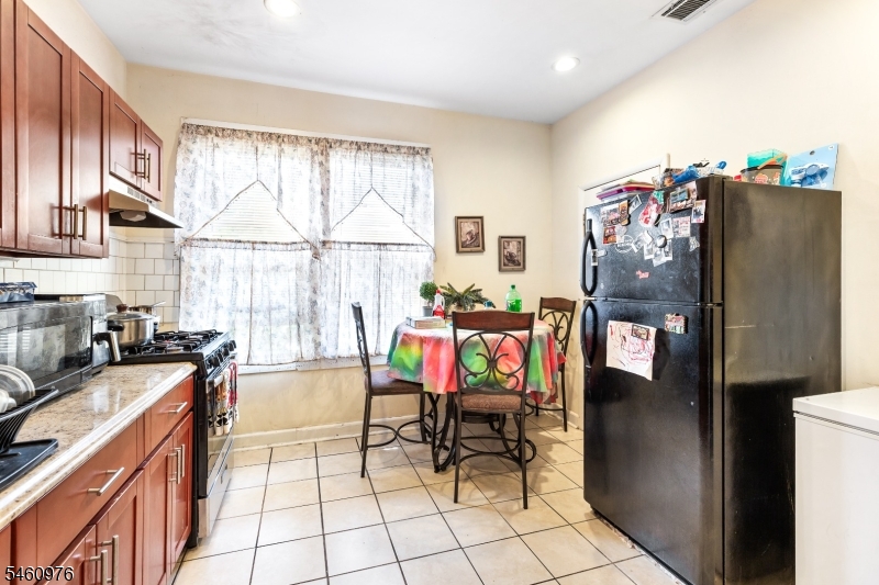 270 Goldsmith Avenue Newark NJ 07112