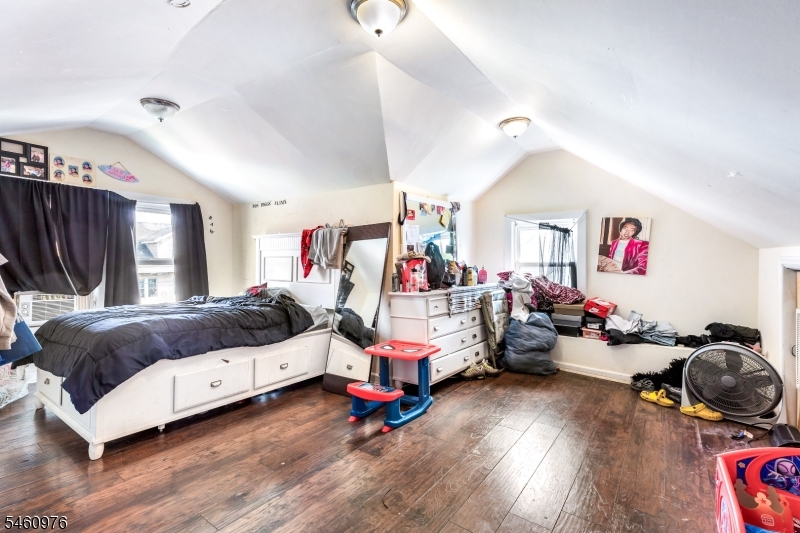 270 Goldsmith Avenue Newark NJ 07112