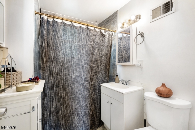 270 Goldsmith Avenue Newark NJ 07112