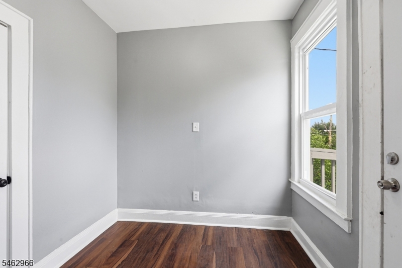 407 Chadwick Avenue Newark NJ 07112