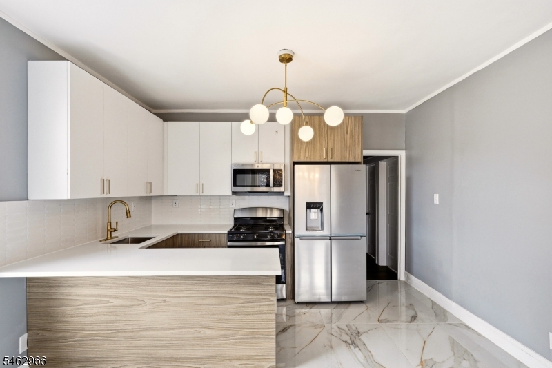 407 Chadwick Avenue Newark NJ 07112