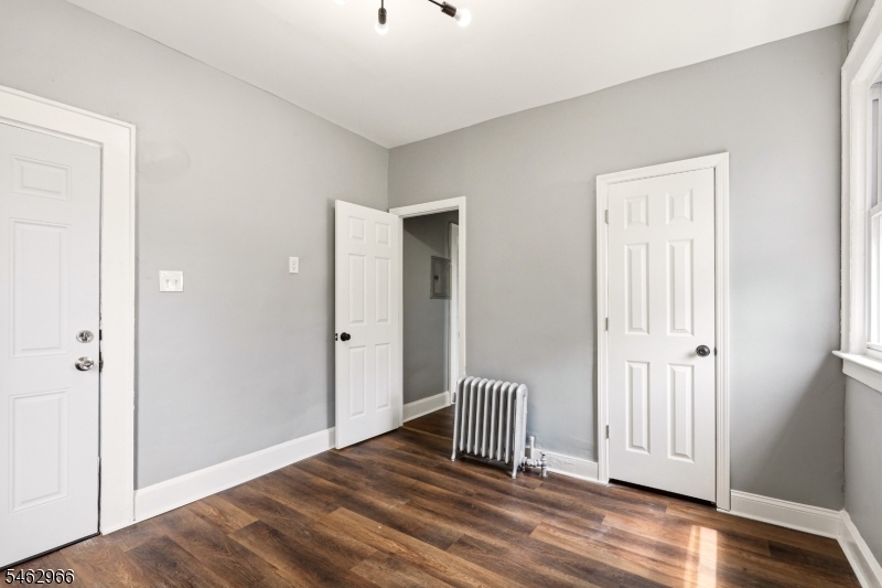 407 Chadwick Avenue Newark NJ 07112