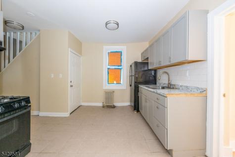 120 Sunset Avenue Newark NJ 07106