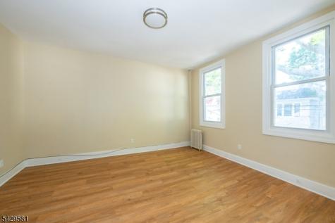 120 Sunset Avenue Newark NJ 07106