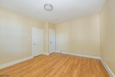 120 Sunset Avenue Newark NJ 07106