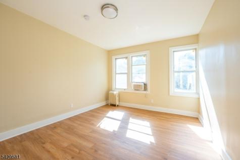 120 Sunset Avenue Newark NJ 07106