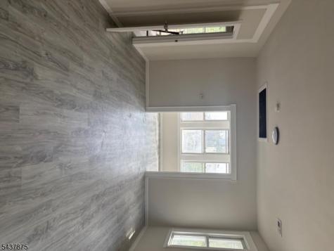 33 Rose Terrace Newark NJ 07108