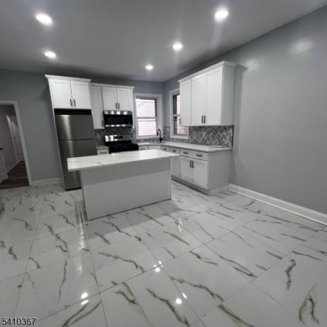 345 Summer Avenue Newark NJ 07104