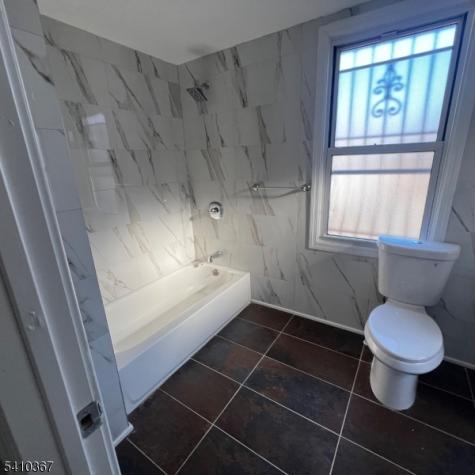345 Summer Avenue Newark NJ 07104