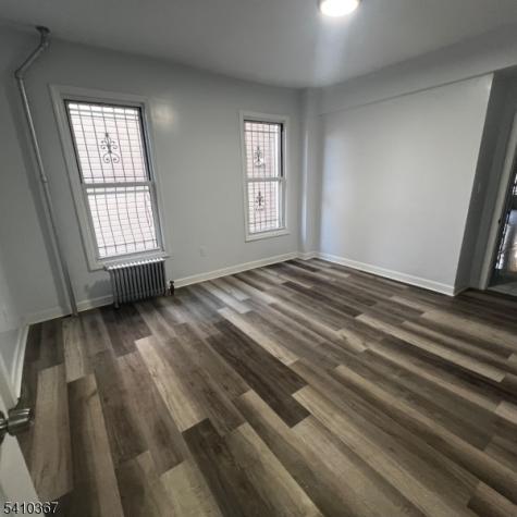345 Summer Avenue Newark NJ 07104