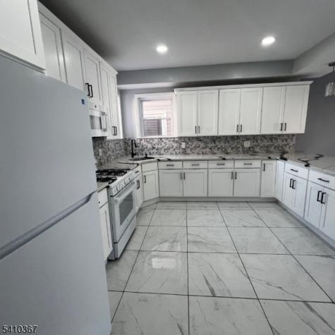 345 Summer Avenue Newark NJ 07104