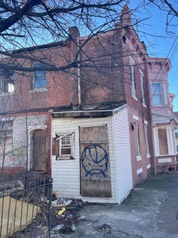 1476 Mount Ephraim Avenue Camden NJ 08104
