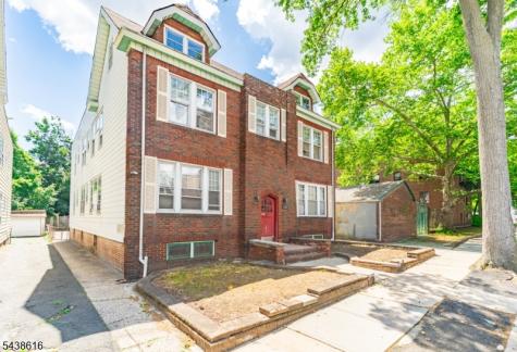 126 Scofield Street Newark NJ 07106