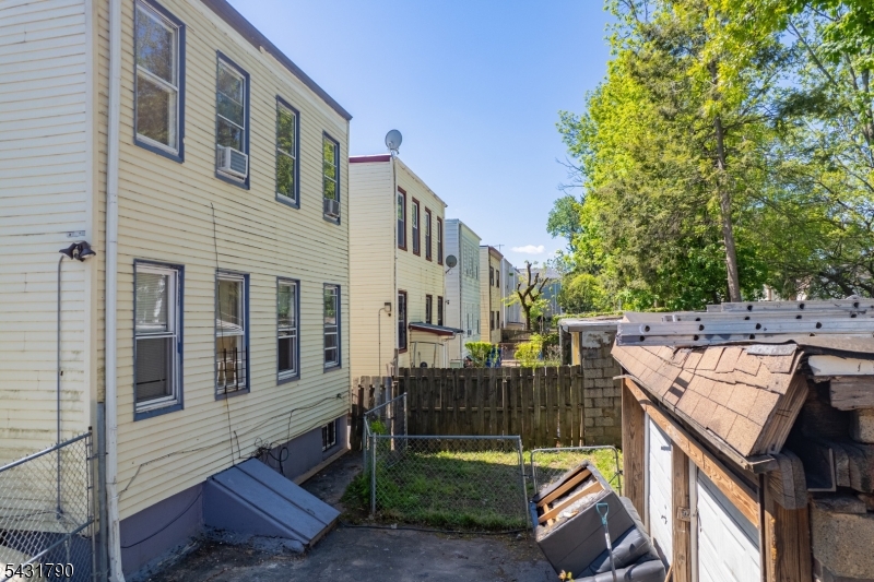 177 Linden Avenue Irvington NJ 07111