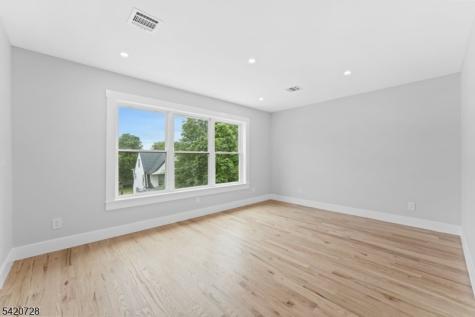 132 N 17th Street East Orange NJ 07017