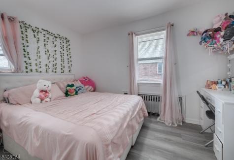 20 S Corabelle Avenue Lodi NJ 07644