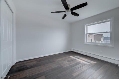 20 S Corabelle Avenue Lodi NJ 07644