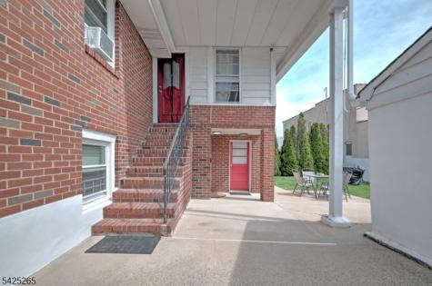 20 S Corabelle Avenue Lodi NJ 07644