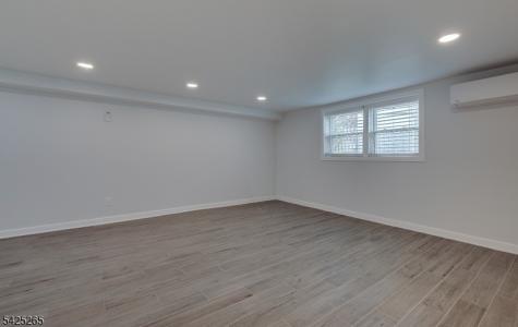20 S Corabelle Avenue Lodi NJ 07644