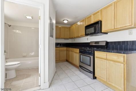 222 Osborne Terrace Newark NJ 07112