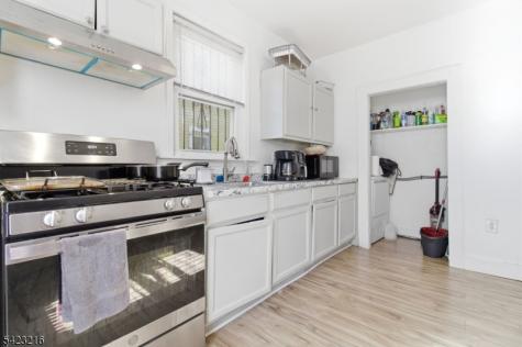 222 Osborne Terrace Newark NJ 07112