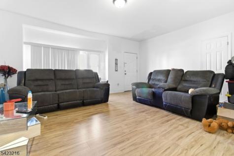 222 Osborne Terrace Newark NJ 07112