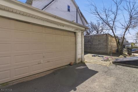 222 Osborne Terrace Newark NJ 07112