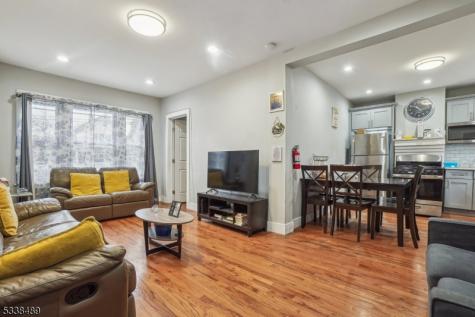 616 Stuyvesant Avenue Irvington NJ 07111