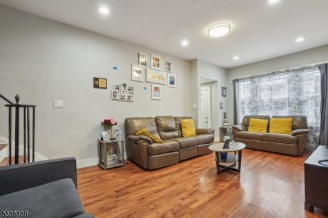 616 Stuyvesant Avenue Irvington NJ 07111