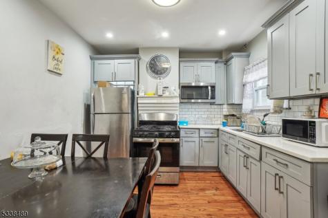 616 Stuyvesant Avenue Irvington NJ 07111