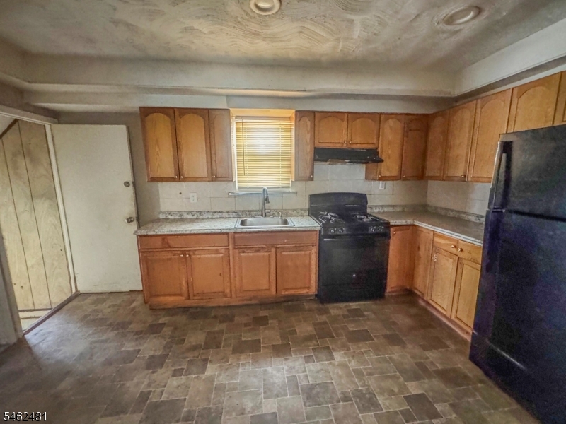 12 Maolis Avenue Bloomfield NJ 07003