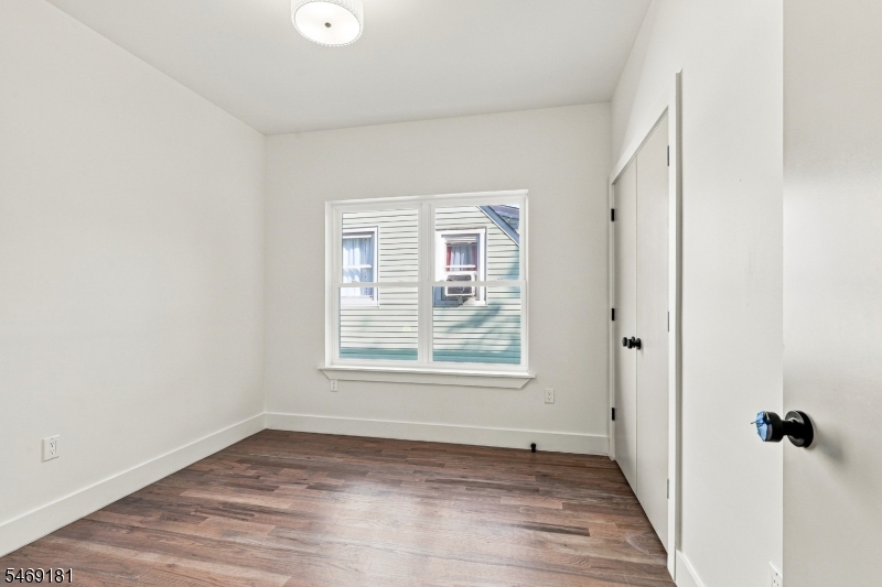 822 S 20th Street Newark NJ 07108