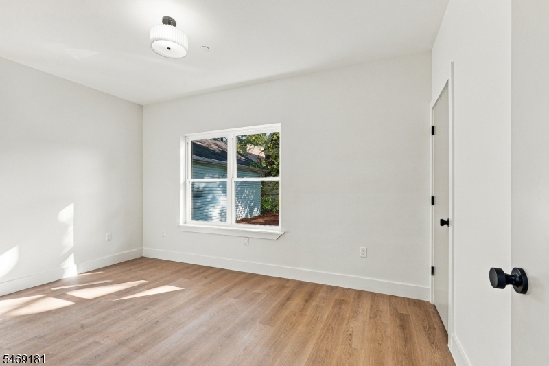 822 S 20th Street Newark NJ 07108