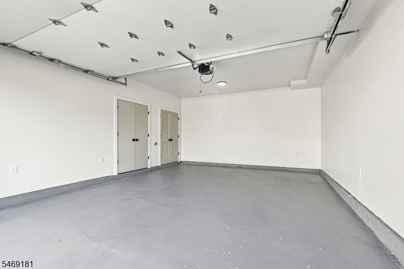 822 S 20th Street Newark NJ 07108