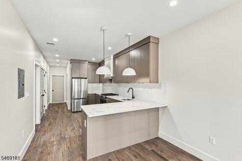 822 S 20th Street Newark NJ 07108