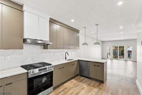 822 S 20th Street Newark NJ 07108