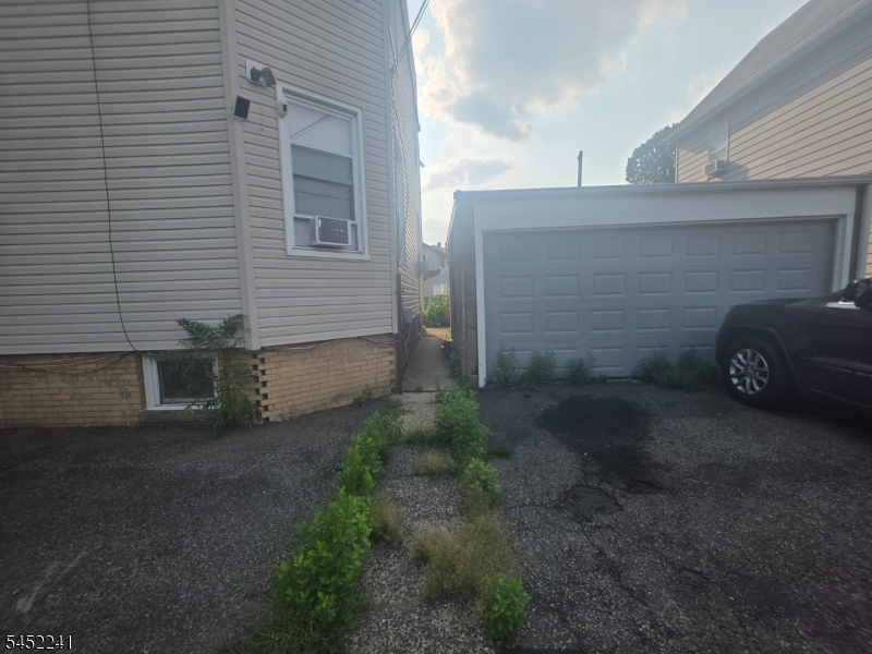 17 Maolis Avenue Bloomfield NJ 07003