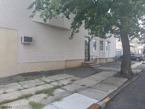 17 Maolis Avenue Bloomfield NJ 07003