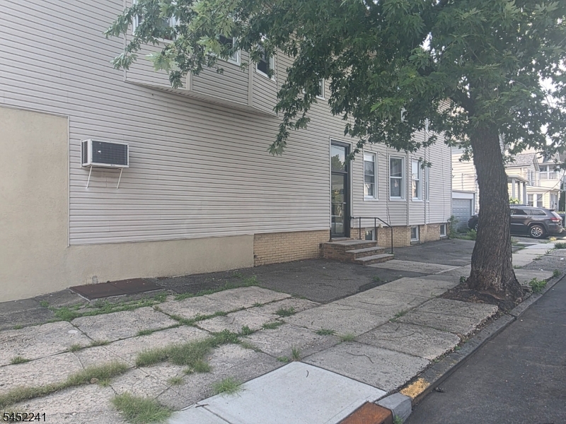 17 Maolis Avenue Bloomfield NJ 07003