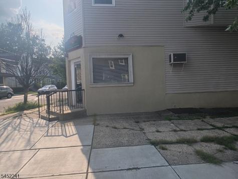 17 Maolis Avenue Bloomfield NJ 07003
