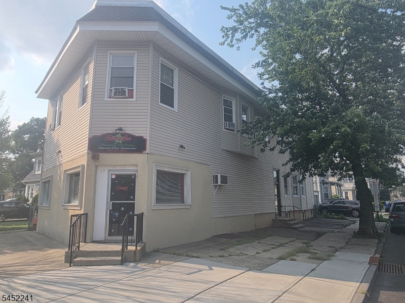 17 Maolis Avenue Bloomfield NJ 07003