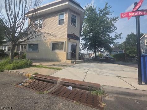 17 Maolis Avenue Bloomfield NJ 07003